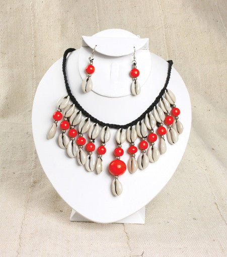 About Cowrie Shell Jewelry Set