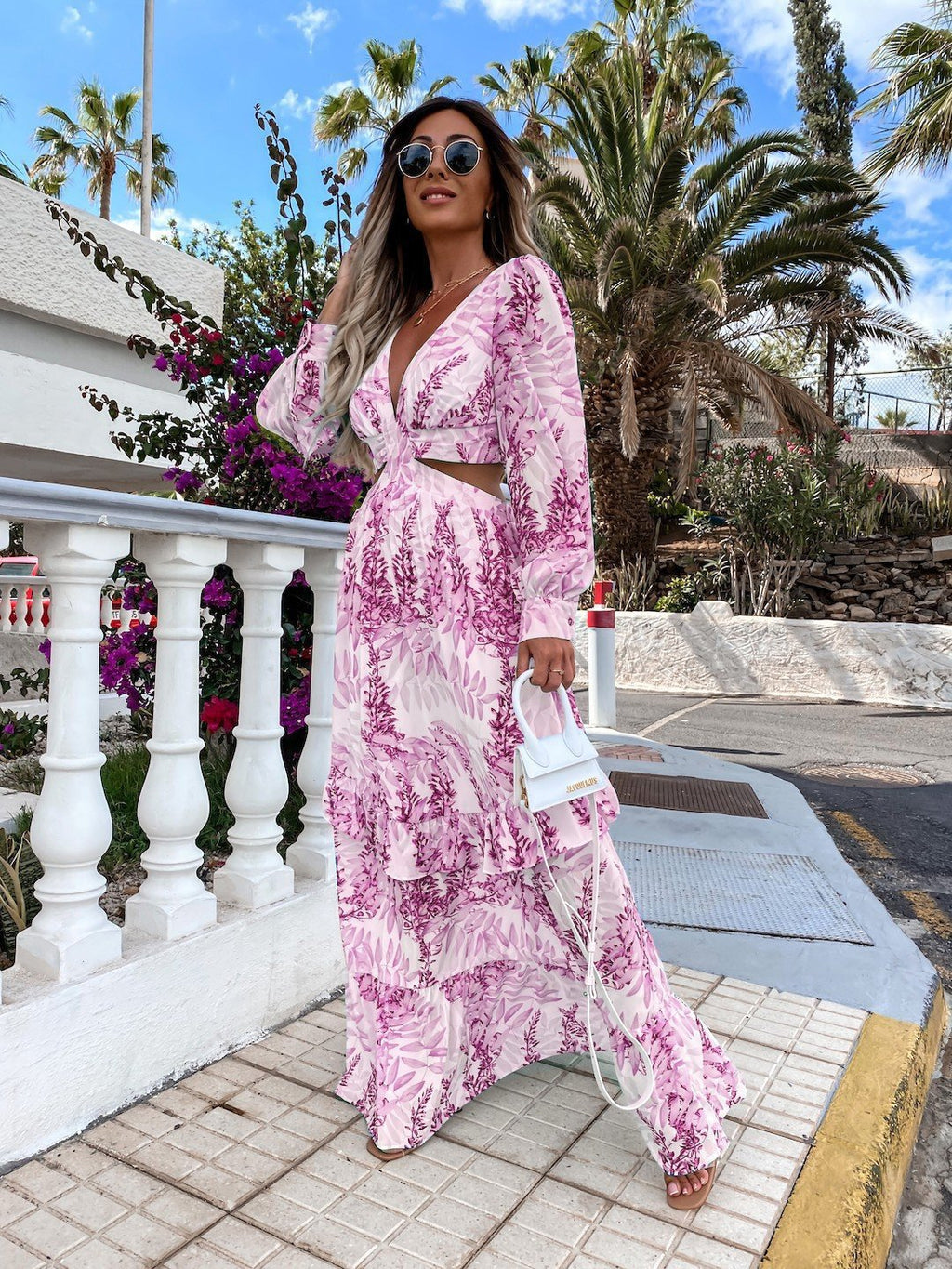Elegant Women's Hollow Floor V-neck Long-sleeved Plant Dress